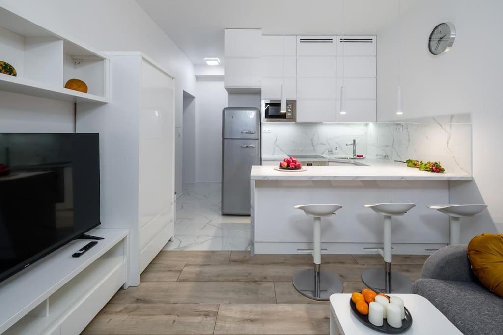 Charming Apartment In Calm And Central Area Krakau Exterior foto