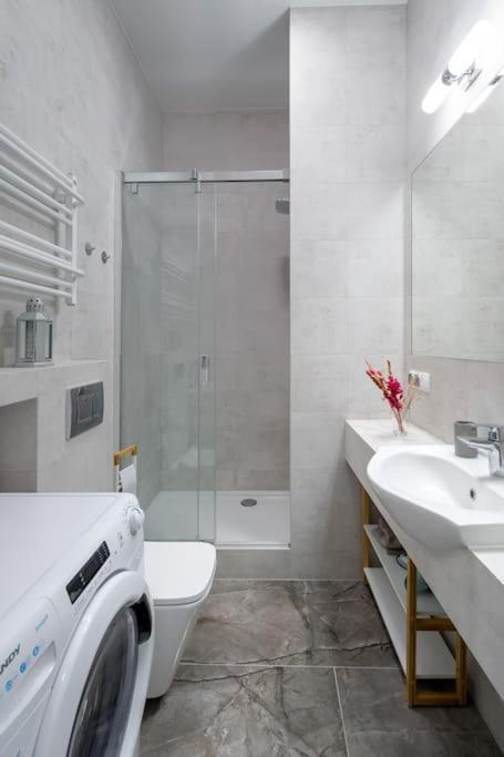 Charming Apartment In Calm And Central Area Krakau Exterior foto