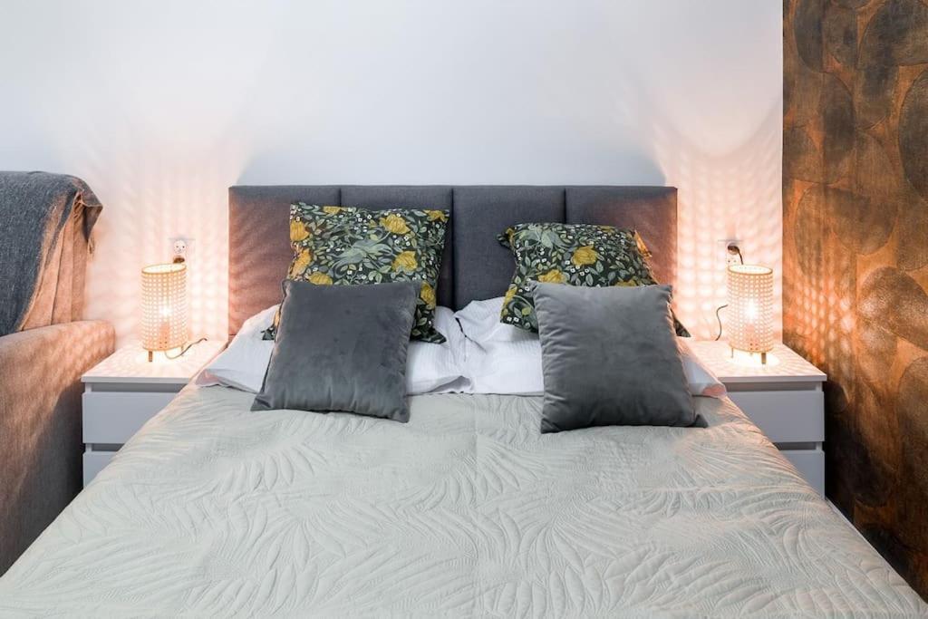 Charming Apartment In Calm And Central Area Krakau Exterior foto