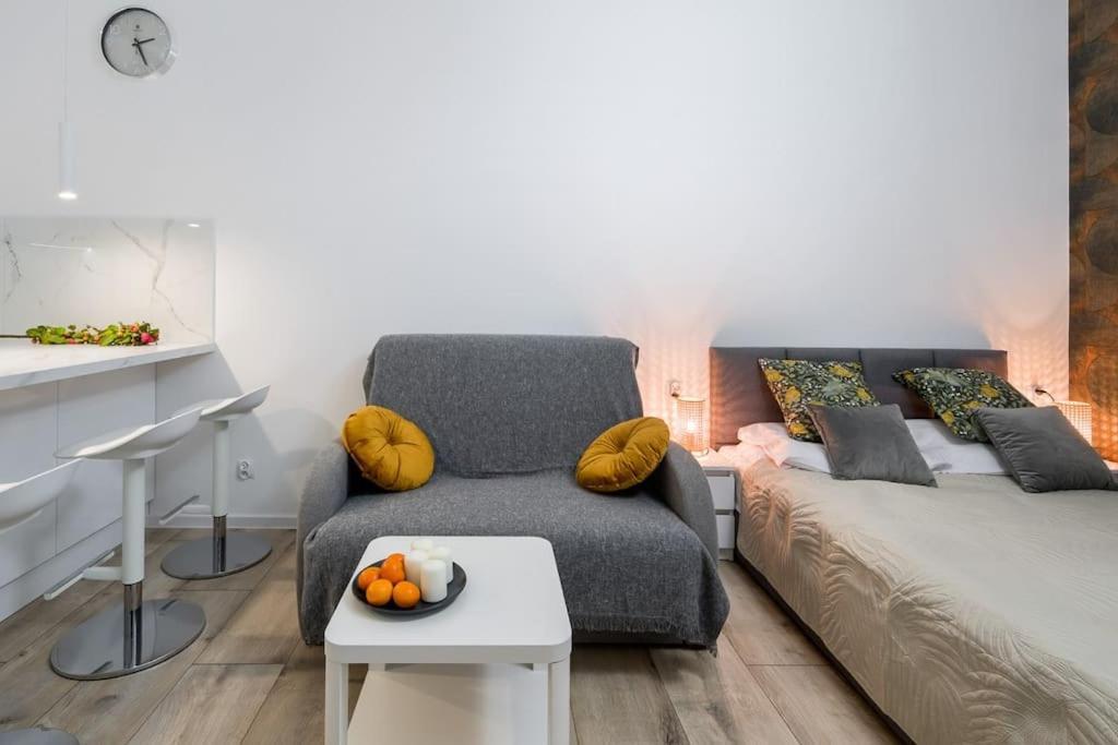 Charming Apartment In Calm And Central Area Krakau Exterior foto